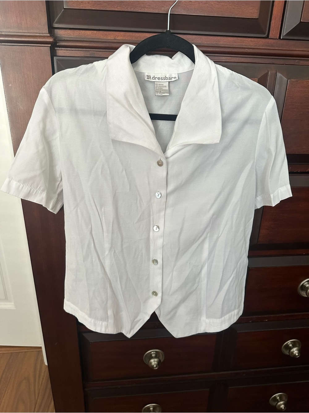Dressbarn Sz Small  White Short-Sleeve Button Front Tailored Blouse